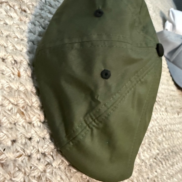 Classic Olive Men's Cap - Picture 3 of 5